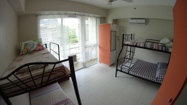 Apartamento Condo Units Pico de Loro Hamilo Coast