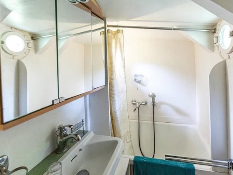 Boat For Guest