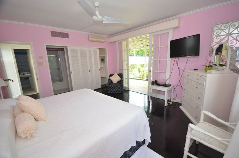 Villa Pharos-summertime- Montego Bay 6br
