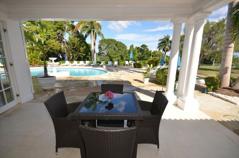 Villa Pharos-summertime- Montego Bay 6br