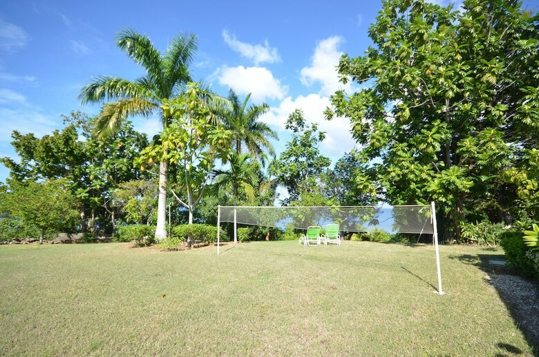 Villa Pharos-summertime- Montego Bay 6br