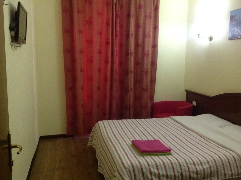 Hotel Vittoria & Botel Inn