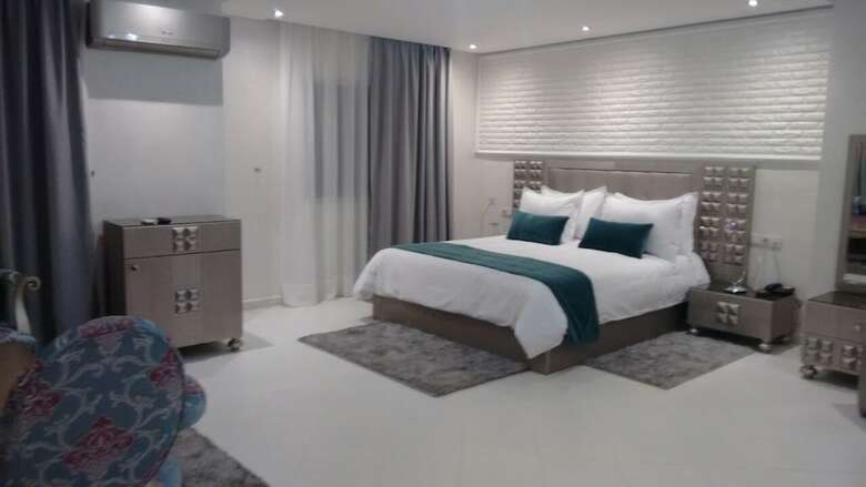 Hotel Hospitality Inn