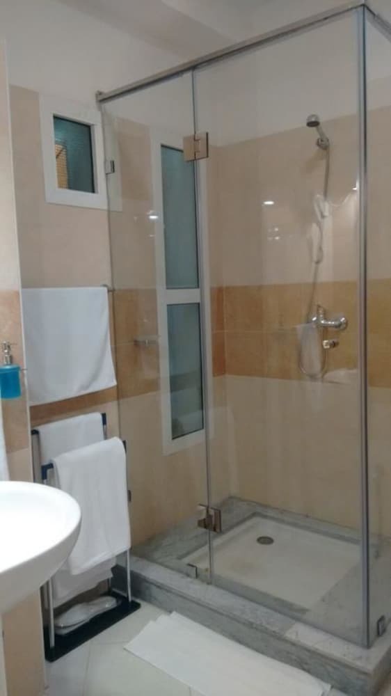 Hotel Hospitality Inn