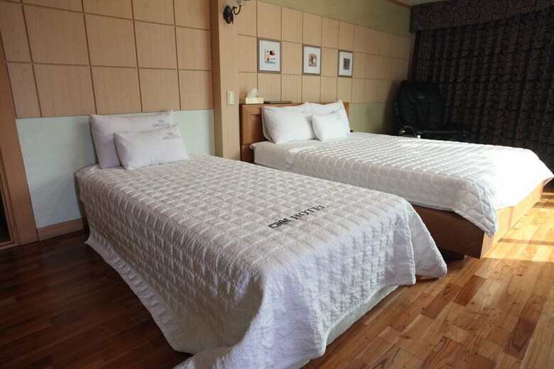 Cnn Hotel