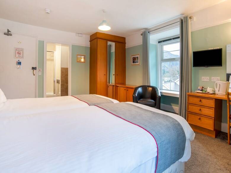 Padarn Hotel