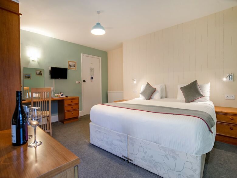 Padarn Hotel