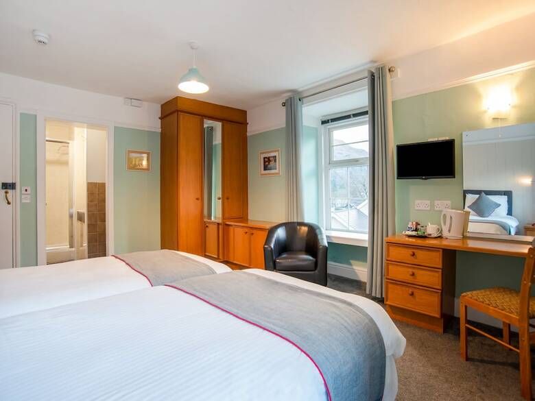 Padarn Hotel