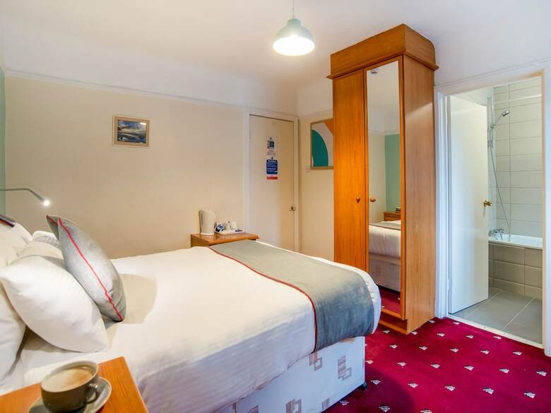 Padarn Hotel