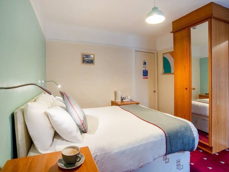 Padarn Hotel