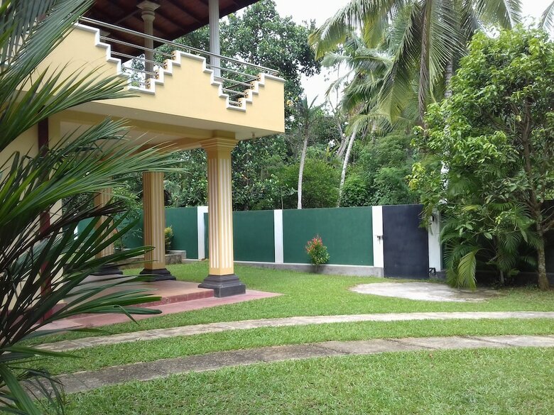 Vinses Villa In Hikkaduwa