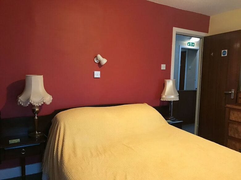 Hotel Carnside Guest House