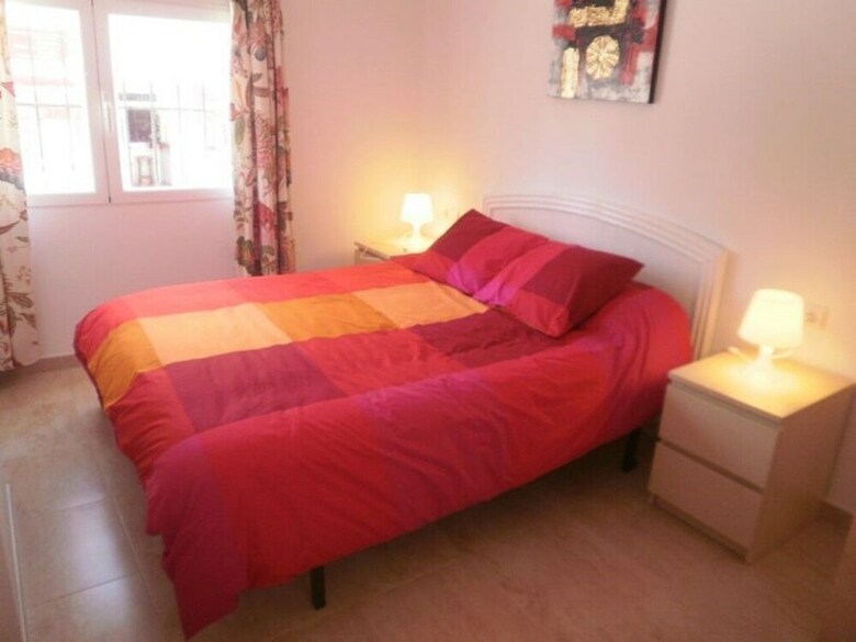 Apartamentos Carabeo Canovas Nerja