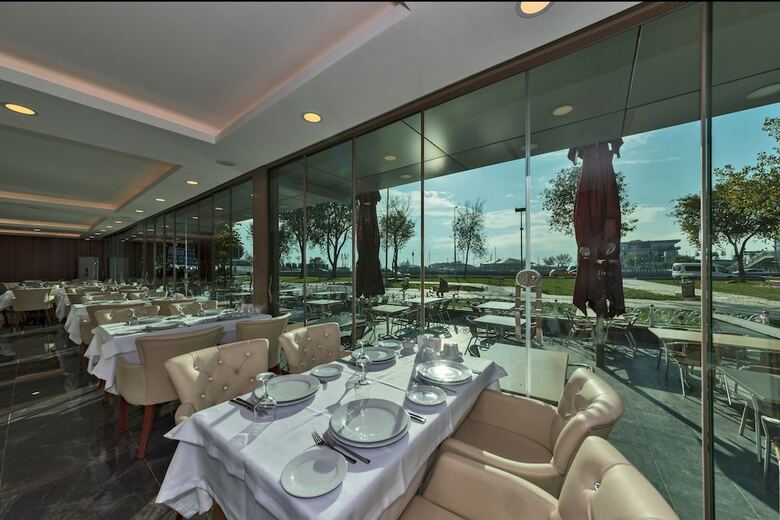 Cevheri's Hotel