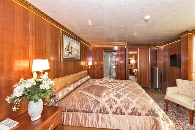 Cevheri's Hotel