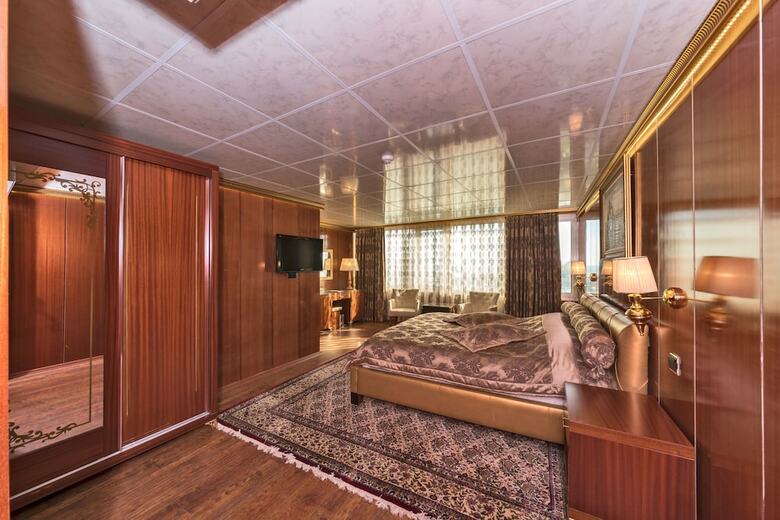 Cevheri's Hotel