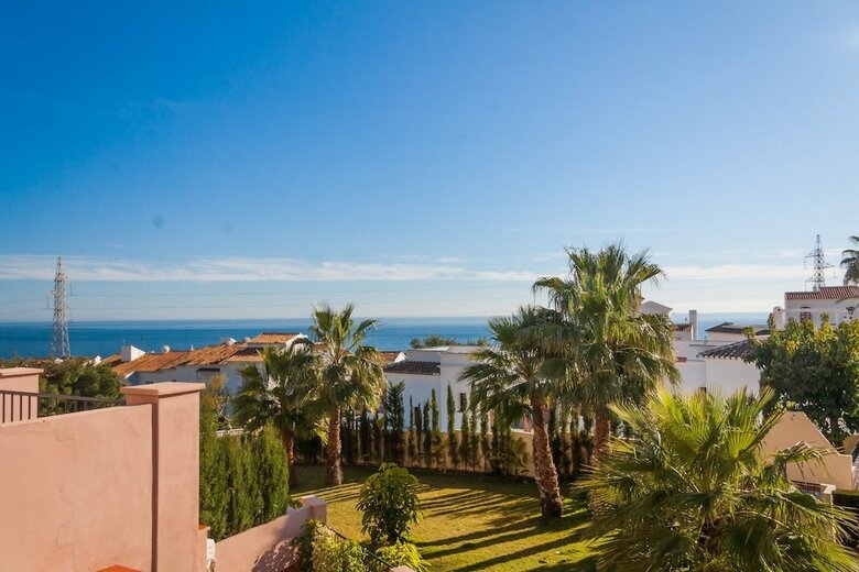 Apartamentos Casa Cipreses Canovas Nerja