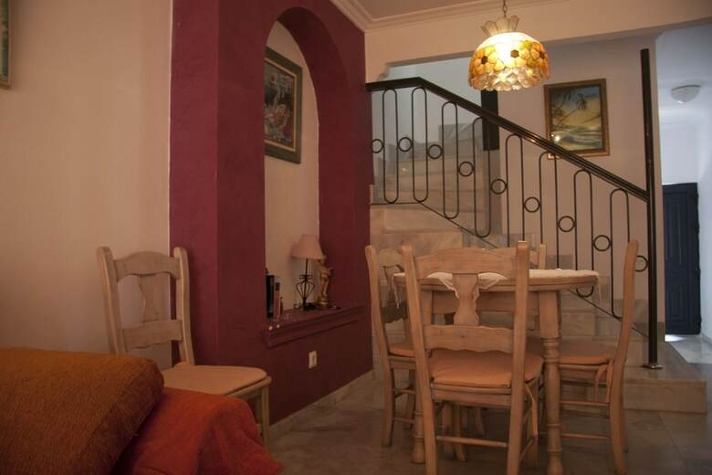 Apartamentos Huertos Canovas Nerja