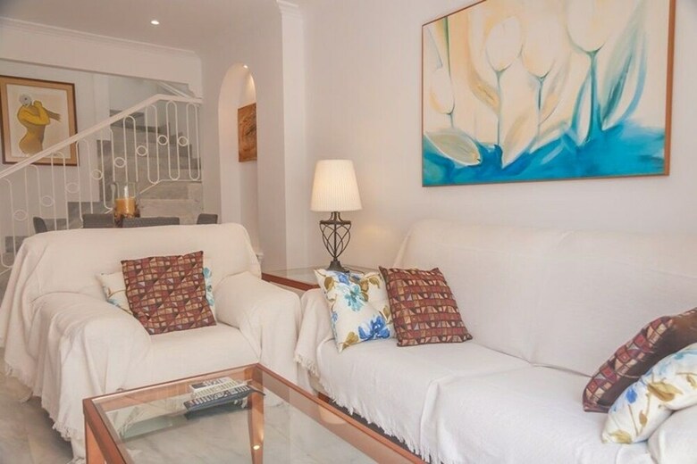 Apartamentos Huertos Canovas Nerja