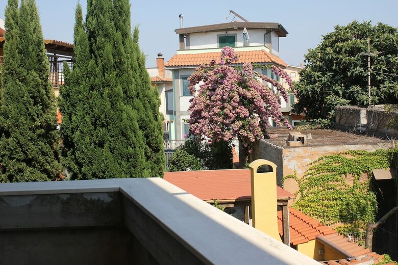 La Giada Apartments