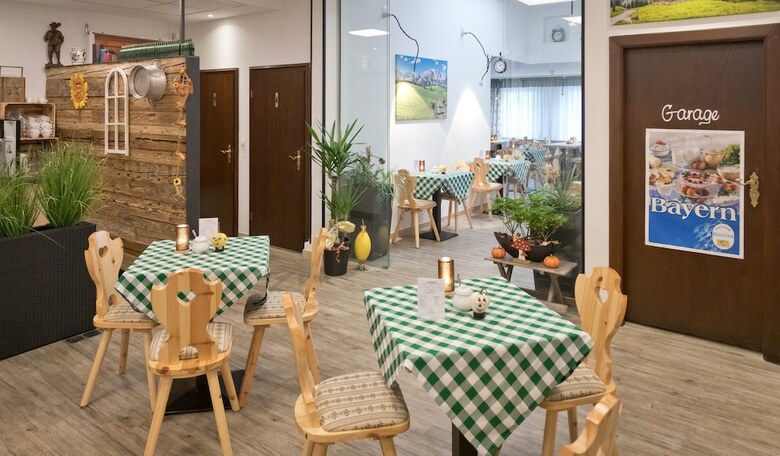 Edel Weiss Hotel Und Restaurant