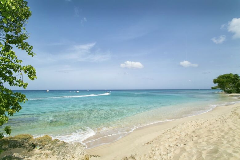 Apartamento Villas & Suites At Beach View
