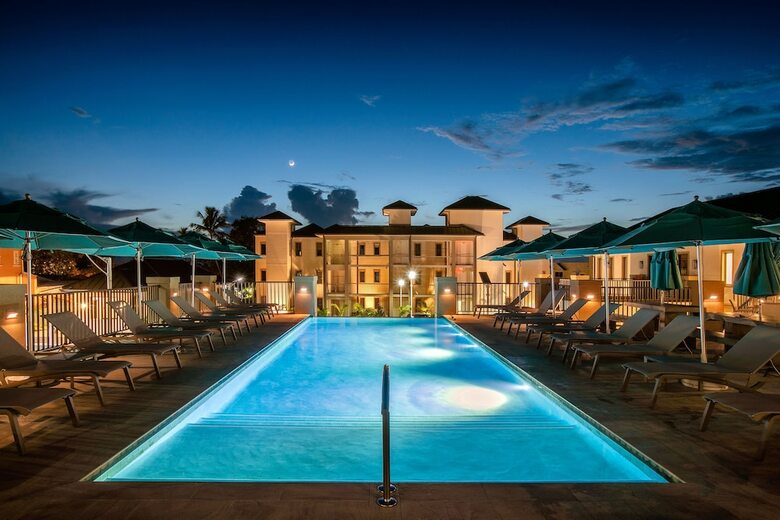 Apartamento Villas & Suites At Beach View