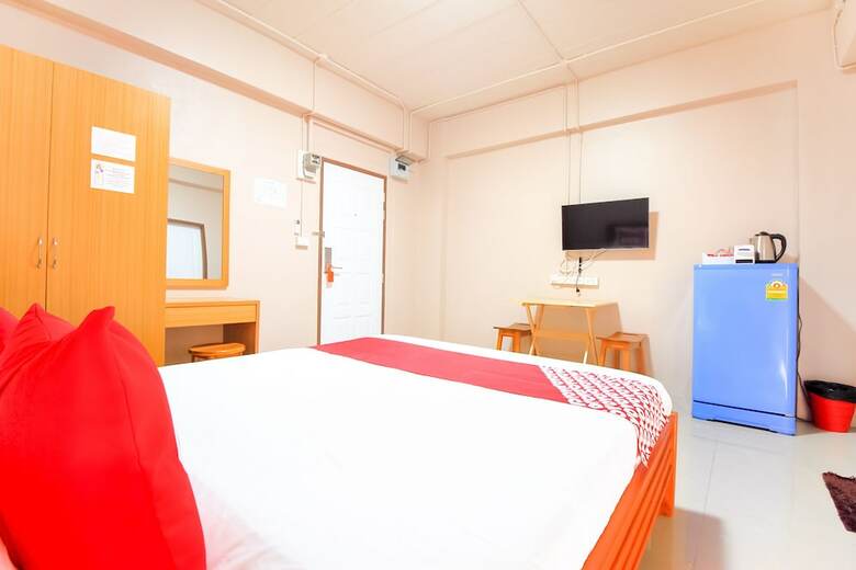 Hotel Oyo 349 Aroonrung House
