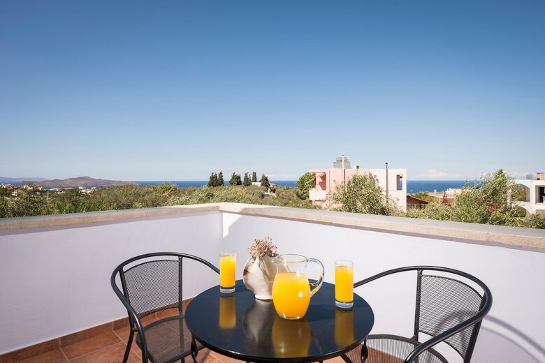 Apartamentos Orionas Village