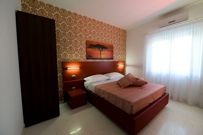 X Hotel