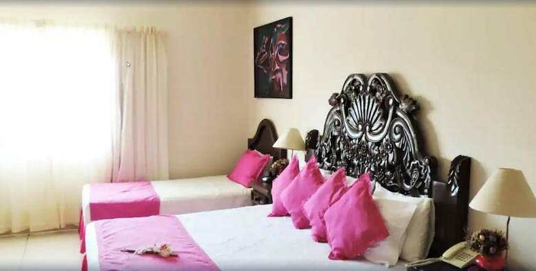 Hotel Marina Banderas Suites