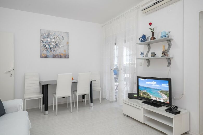 Adria Sun Apartments & More