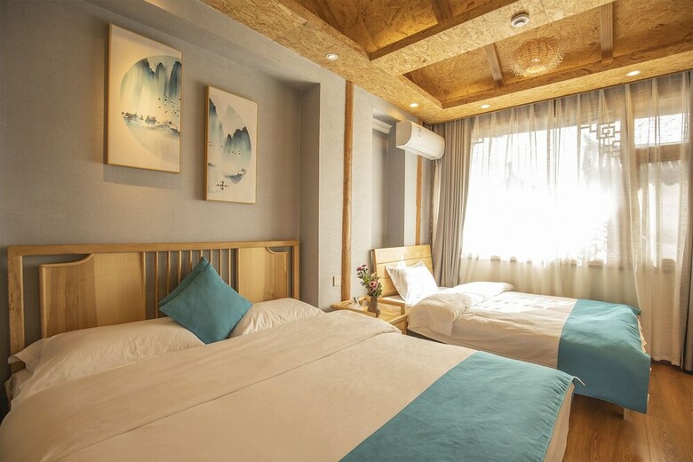Hostal Wolong Inn