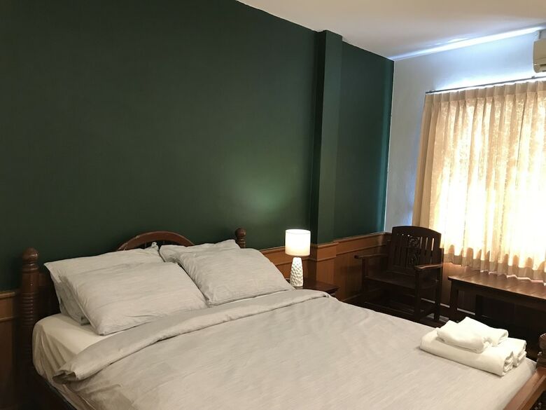 Hotel Buakham Rim Khong