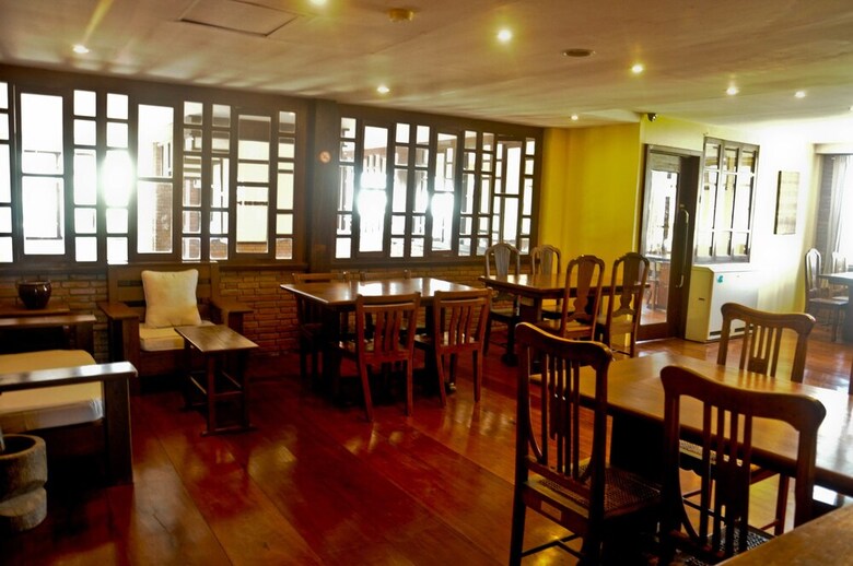 Mango Valley Hotel 1