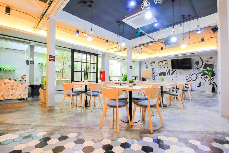 Hostal Oyo 426 All Day Hostel