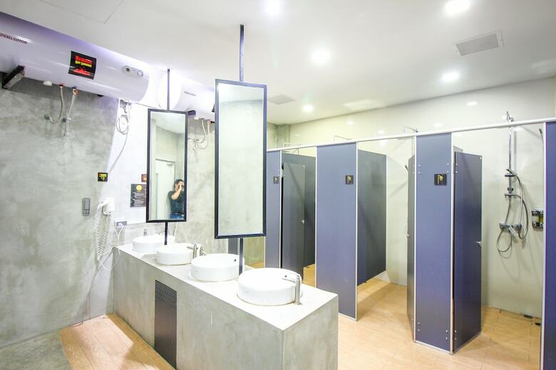 Hostal Oyo 426 All Day Hostel