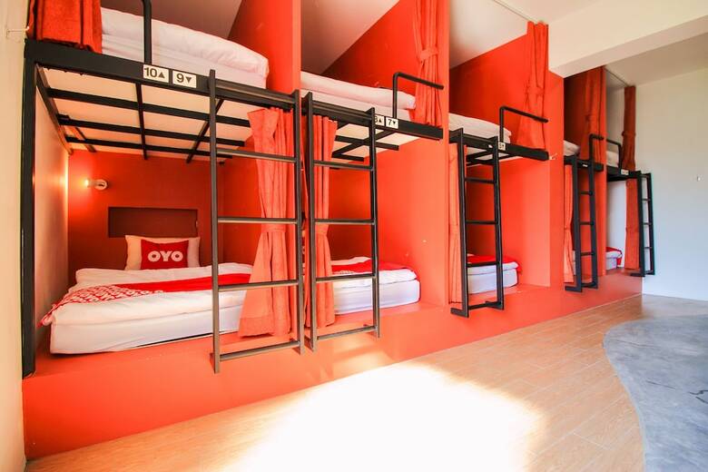 Hostal Oyo 426 All Day Hostel