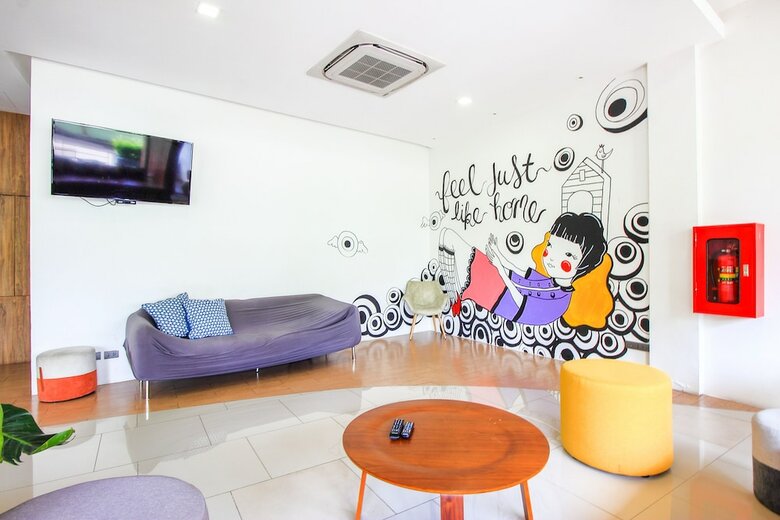 Hostal Oyo 426 All Day Hostel