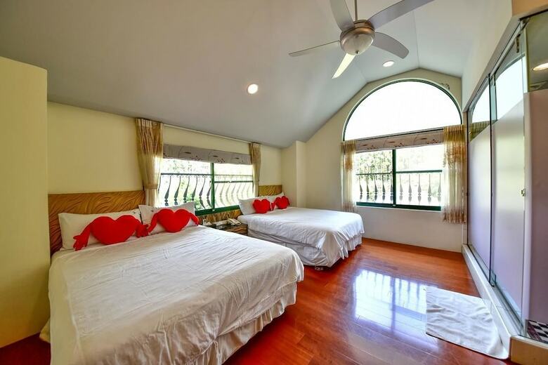 Bed & Breakfast Yu Jue Guest House