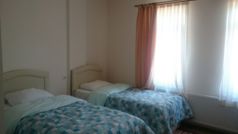 Hostal Bahar Hostel