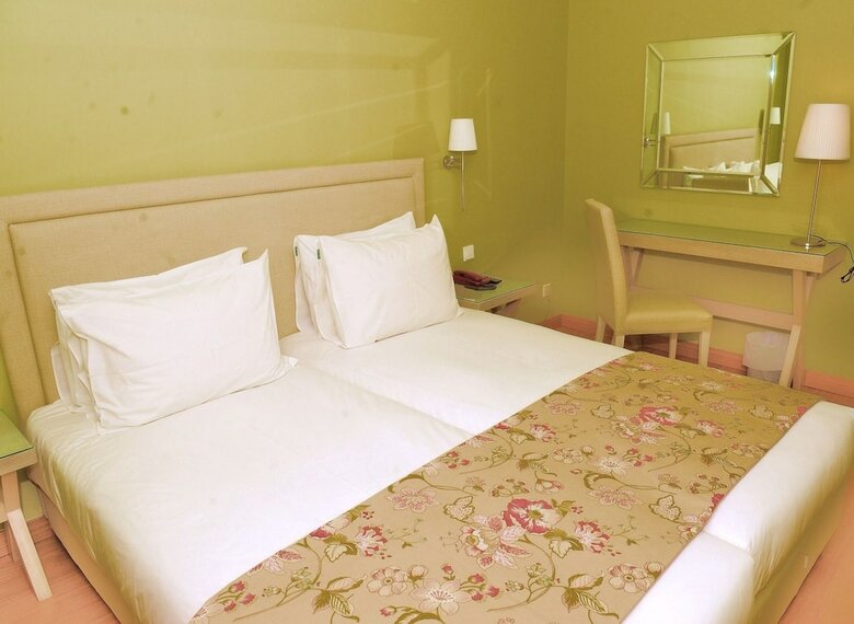Avra Hotel