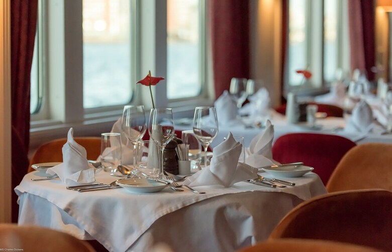 Hotel Select Ms Charles Dickens - Neuss