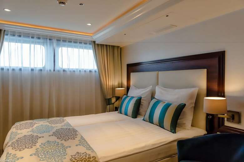 Hotel Select Ms Charles Dickens - Neuss