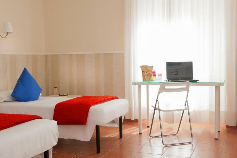 Hostal Budget Rooms Des Arts
