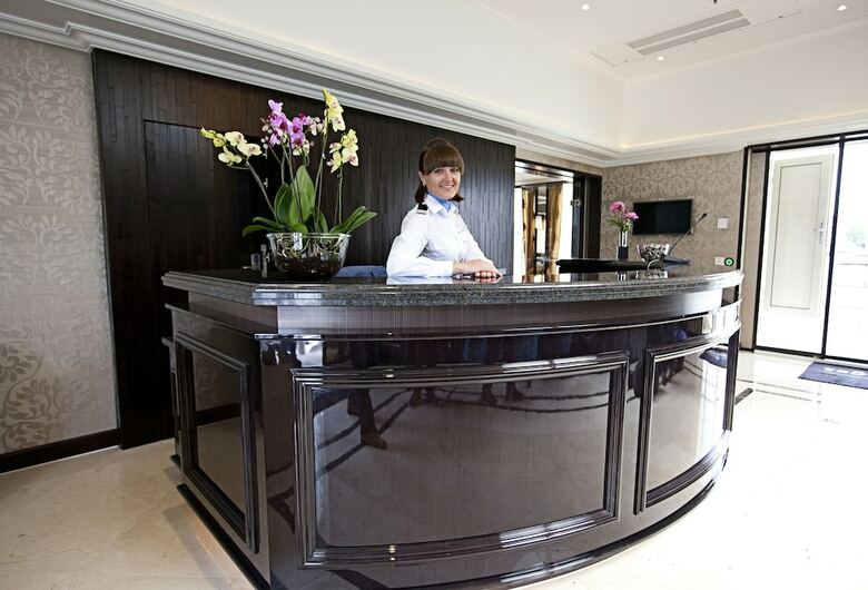 Hotel Select Ms Charles Dickens - Frankfurt