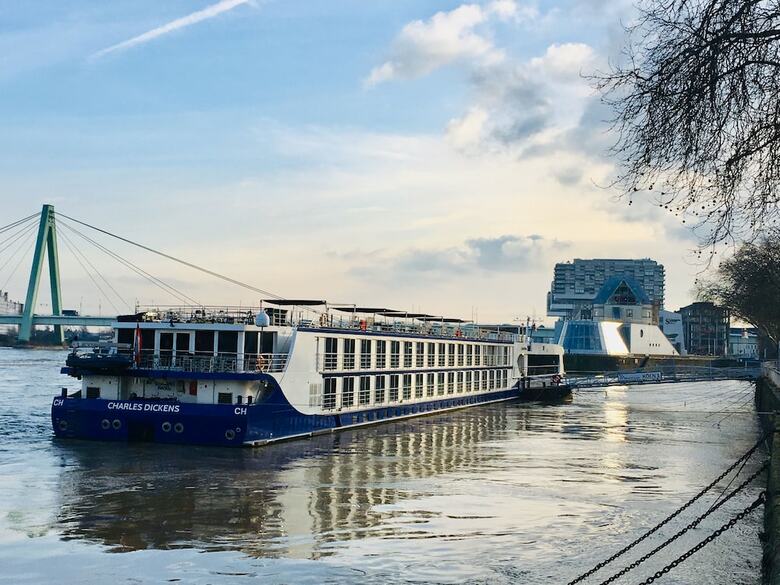 Hotel Select Ms Charles Dickens - Cologne
