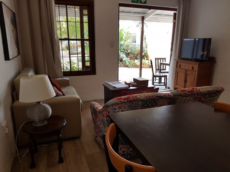 Hotel Hemel & Aarde Village Accommodation