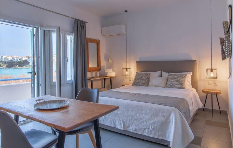 Hotel Alkyoni Studios