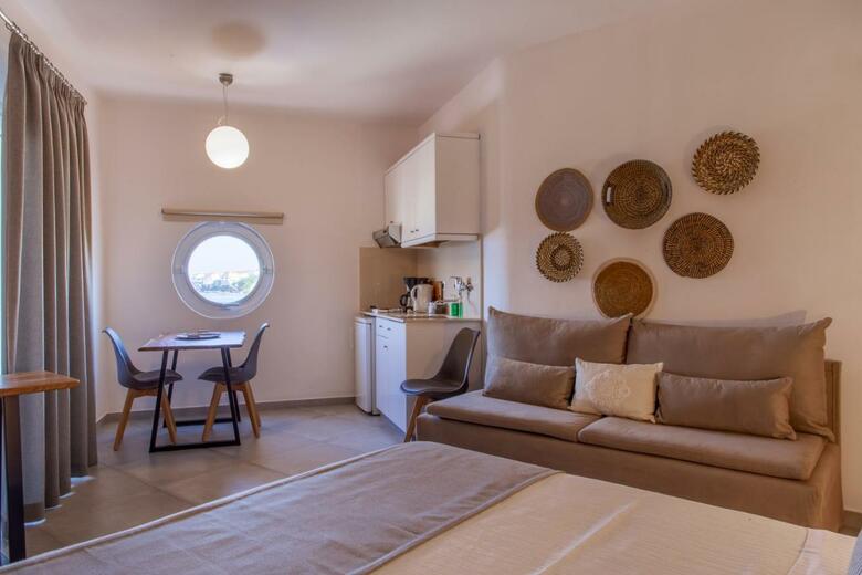 Hotel Alkyoni Studios